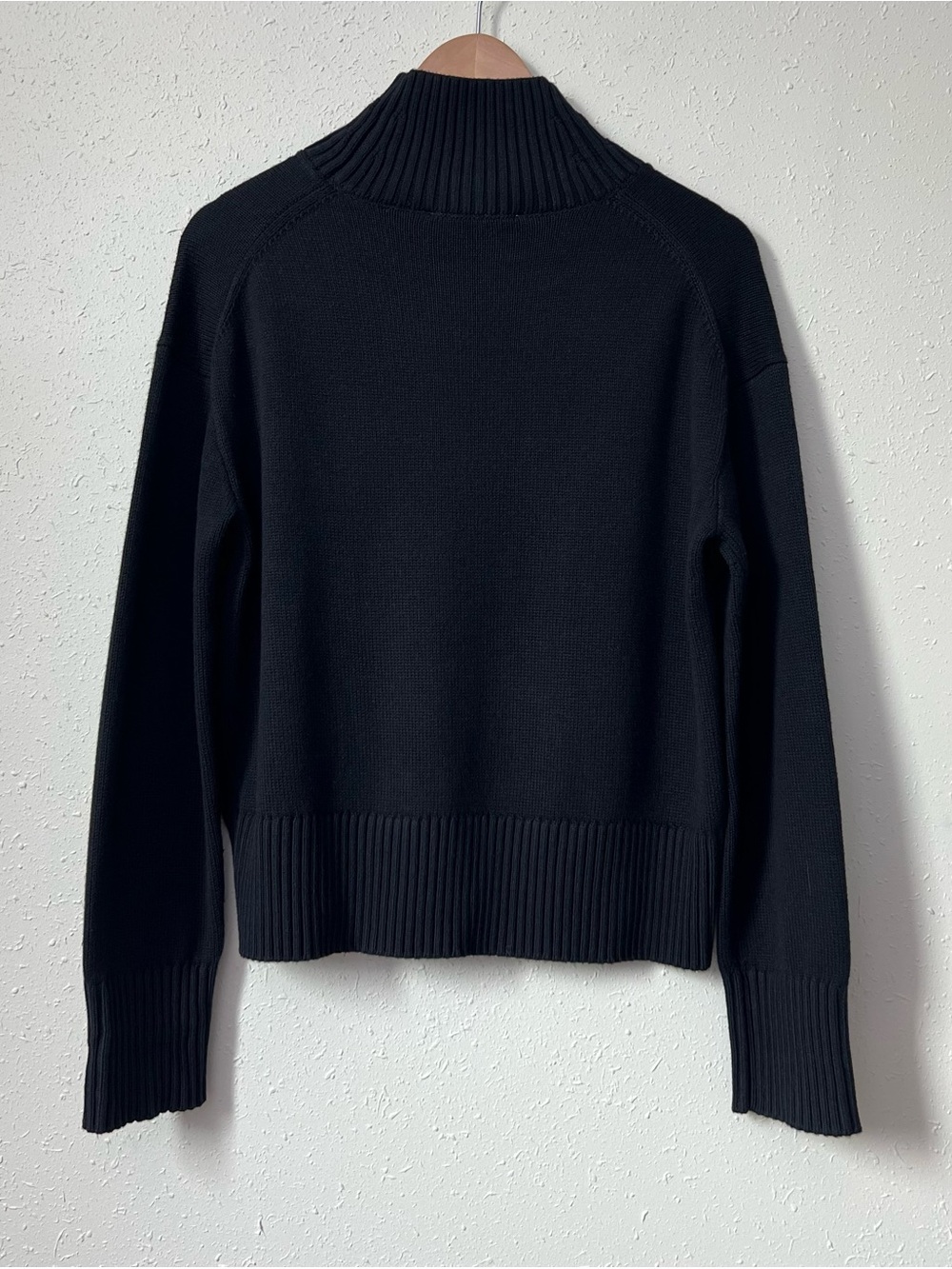 New Everlane The Boxy Turtleneck in Everyday Cotton in Black Size XS - Picture 4 of 12